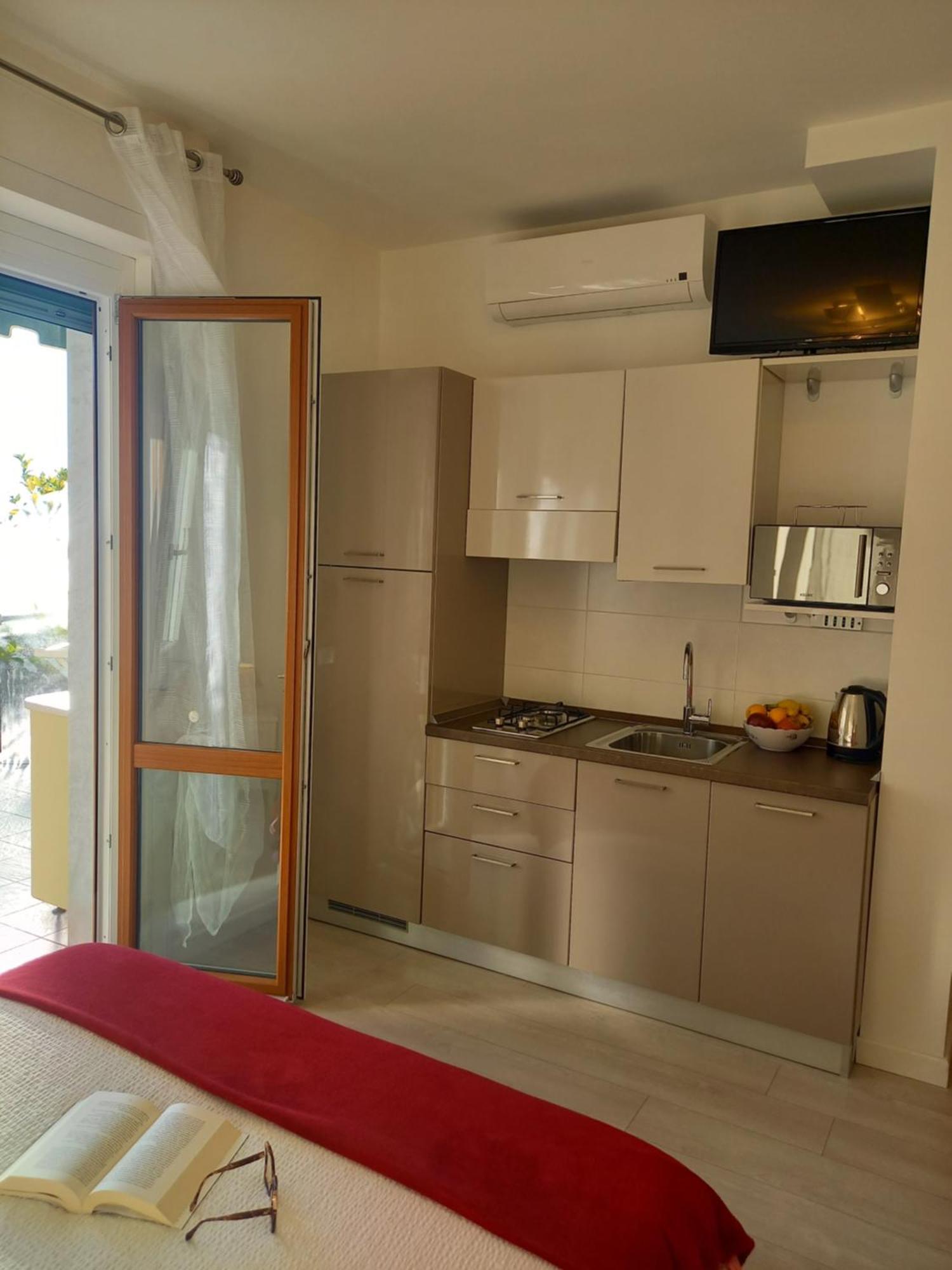 Appartamento Vista Mare Stella Marina Sanremo Luaran gambar